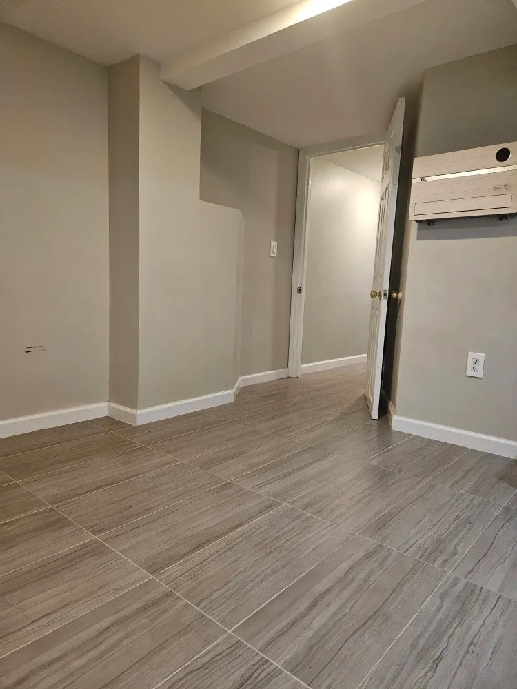 Apartment for rent image indicator(10)