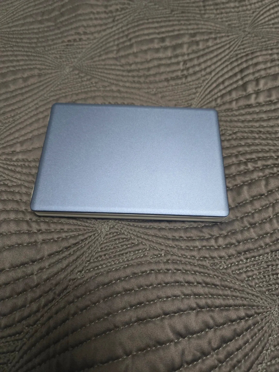 iClever BK03 Folding Bluetooth Keyboard - White image indicator(2)