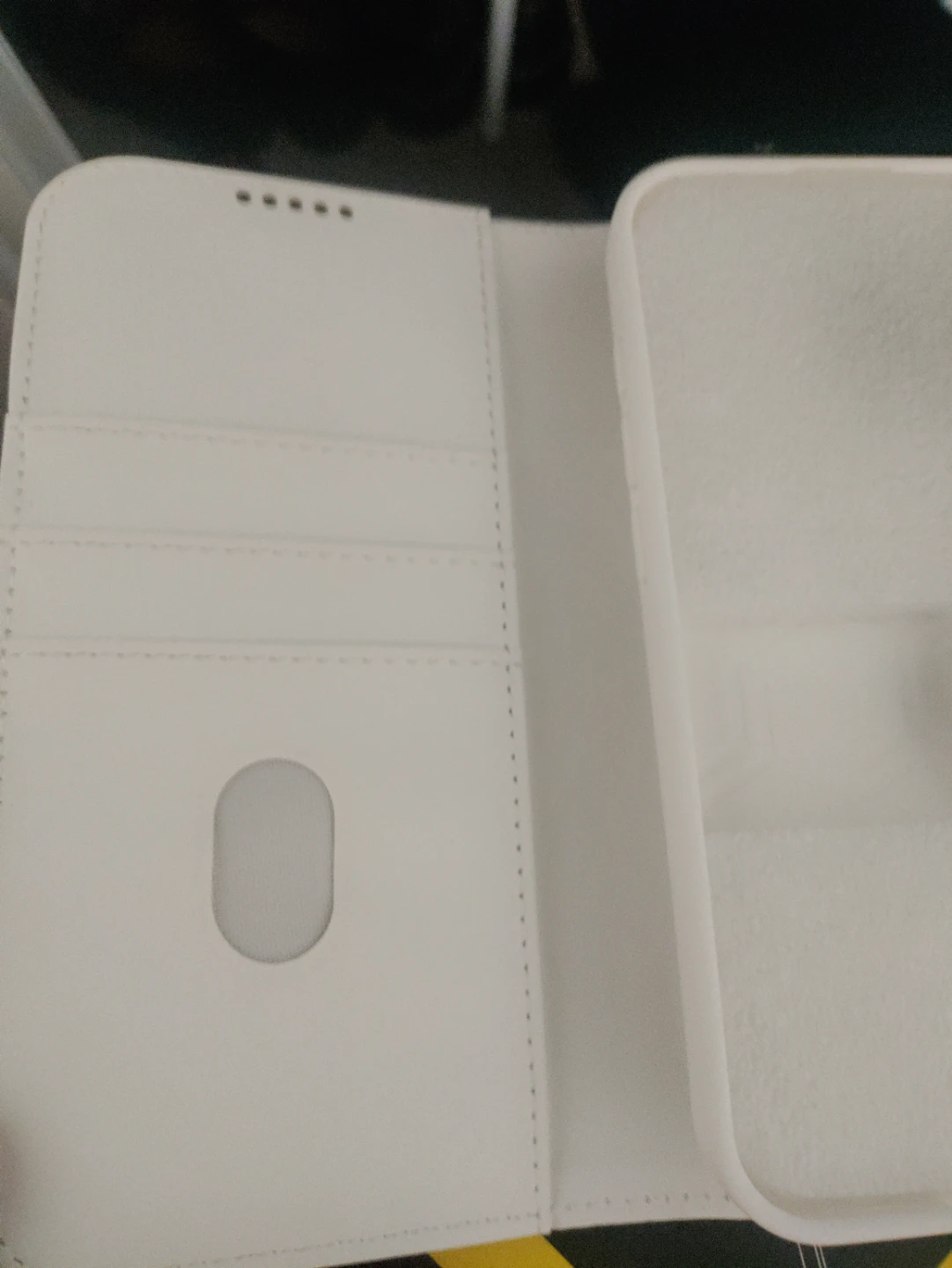 JETech iPhone 15 Pro Cellphone Case - New - photo 3