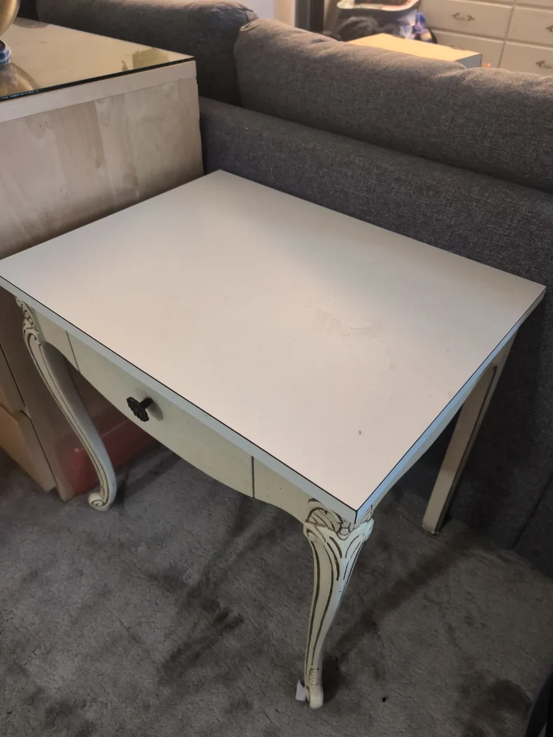 Vintage Style Cream Side Table image indicator(2)