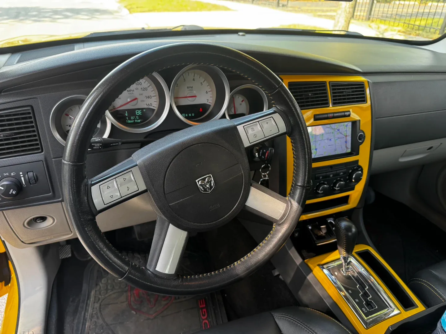 **2006 DODGE CHARGER DAYTONA HEMI* NO MECHANICAL ISSUES image indicator(9)