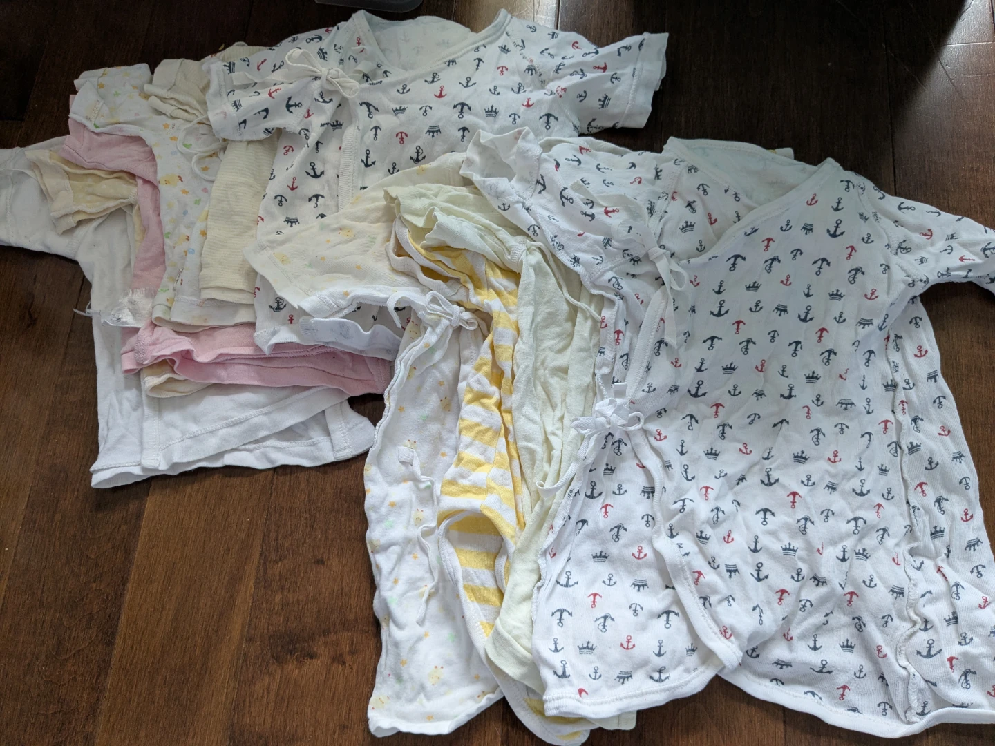 Newborn clothes - Size 50-60