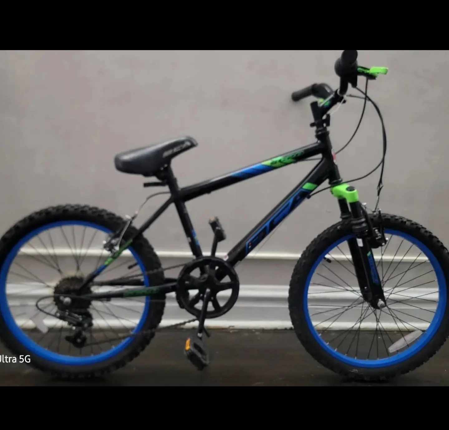 Boys' Dynacraft Black/Blue Bike - photo 2
