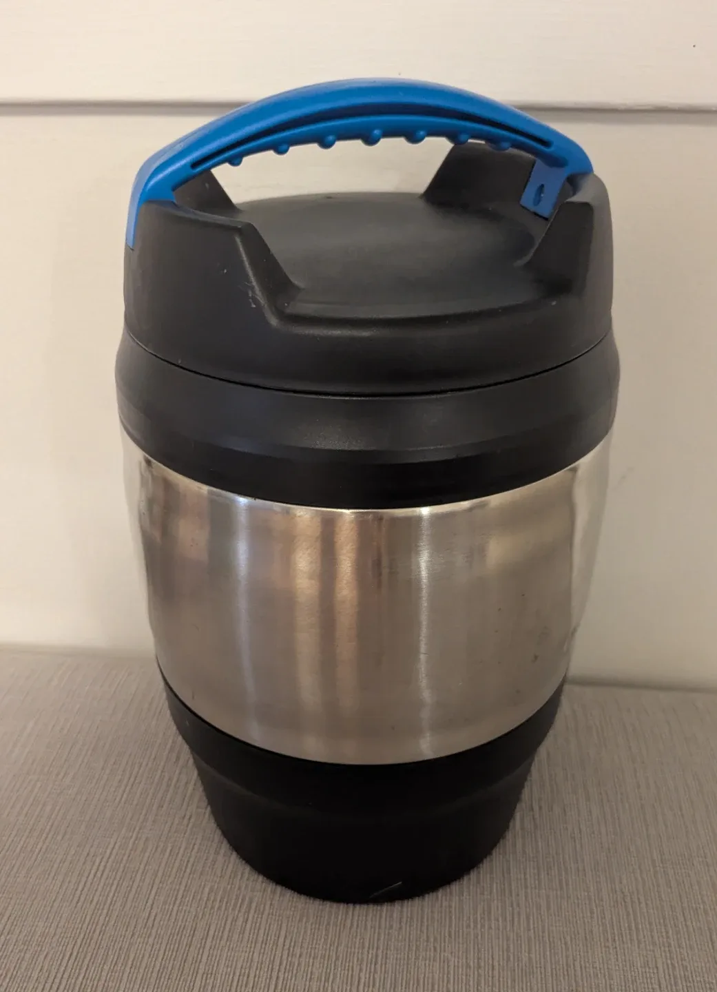 Bubba Insulated Isolee 1 gal/3.8 L image indicator(4)