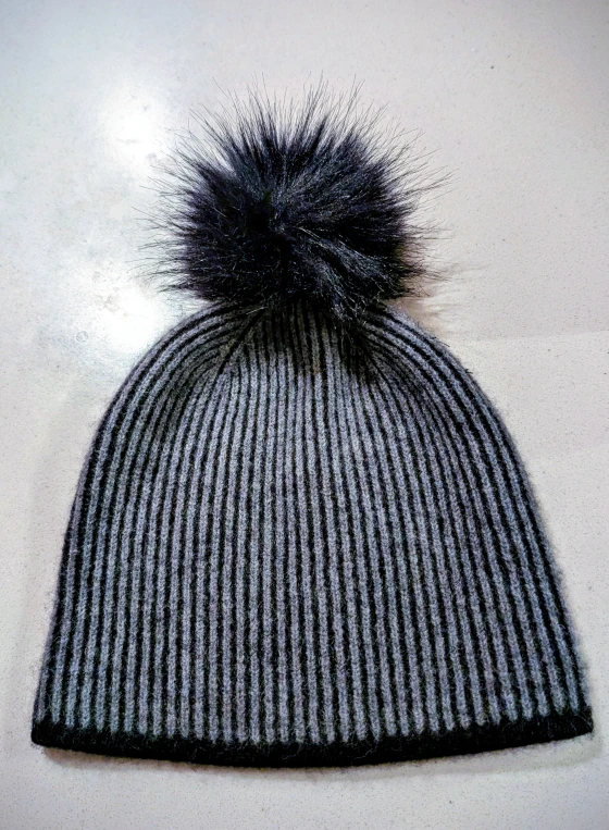 Tahari One Size Beanie Hat - Grey/Black