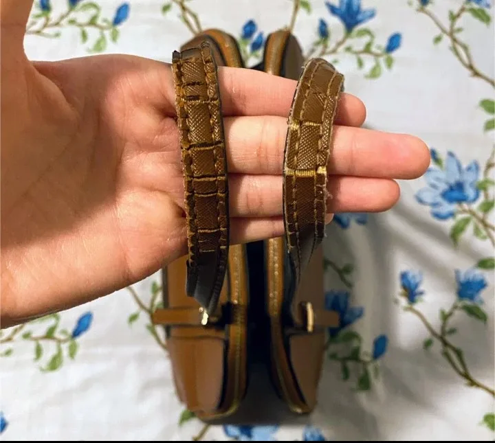 Used Guess Huntley Cali Satchel Handbag image indicator(4)