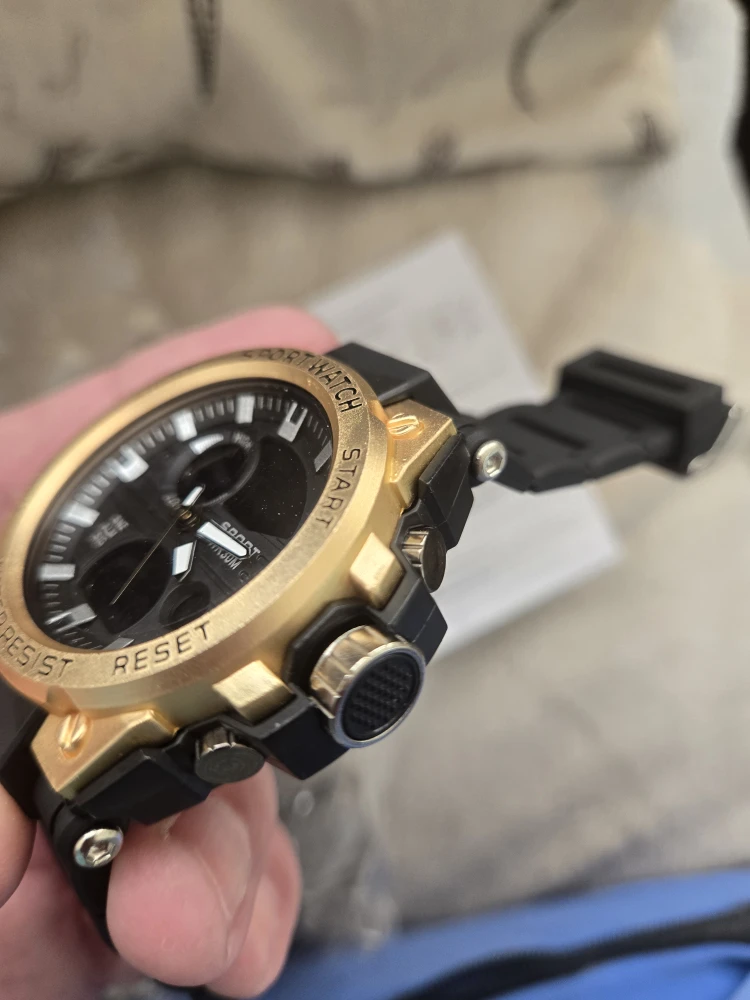 Sport Watch - Gold & Black - photo 2