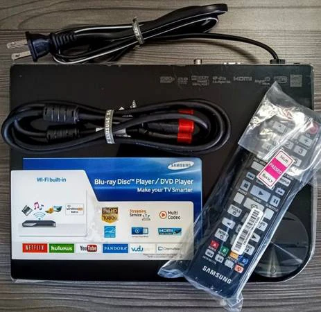 Samsung Smart Blu-Ray and DVD Player (New)