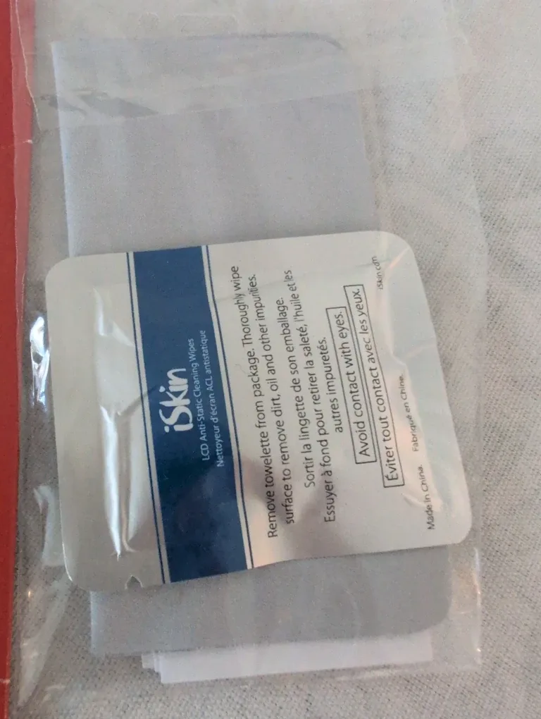 iSkin Anti-Glare Screen Film for iPhone 4 image indicator(3)