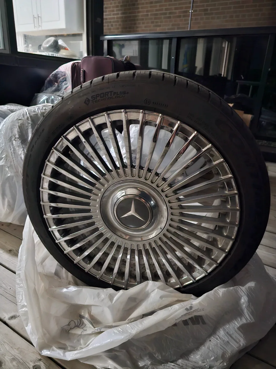 Multi spoke 19" Rims + micheline Sports plus A/S tires image indicator(5)