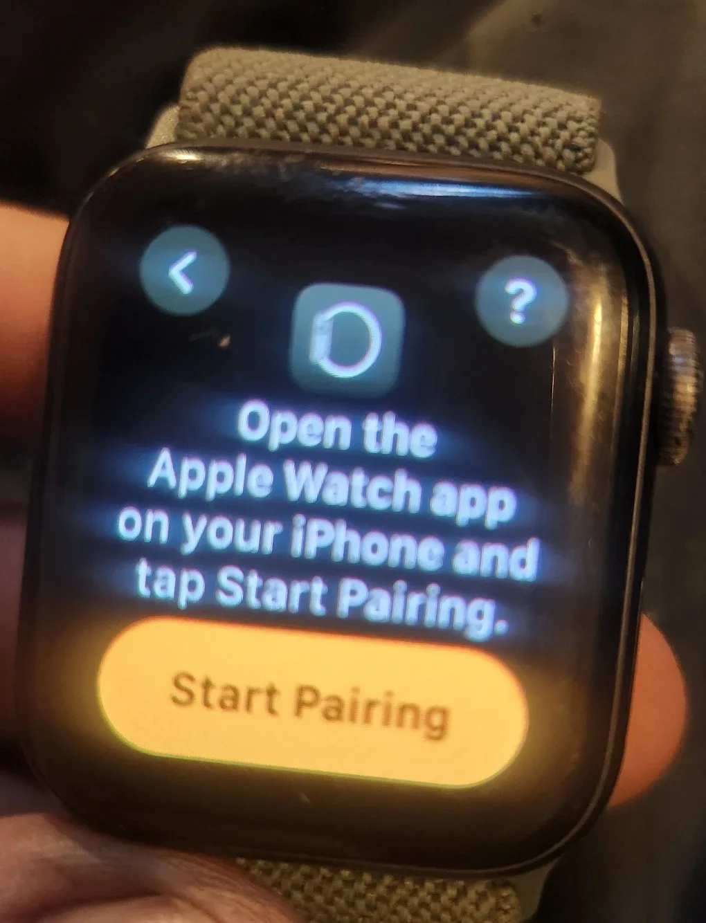 Used Black Apple Watch Series 6 image indicator(4)