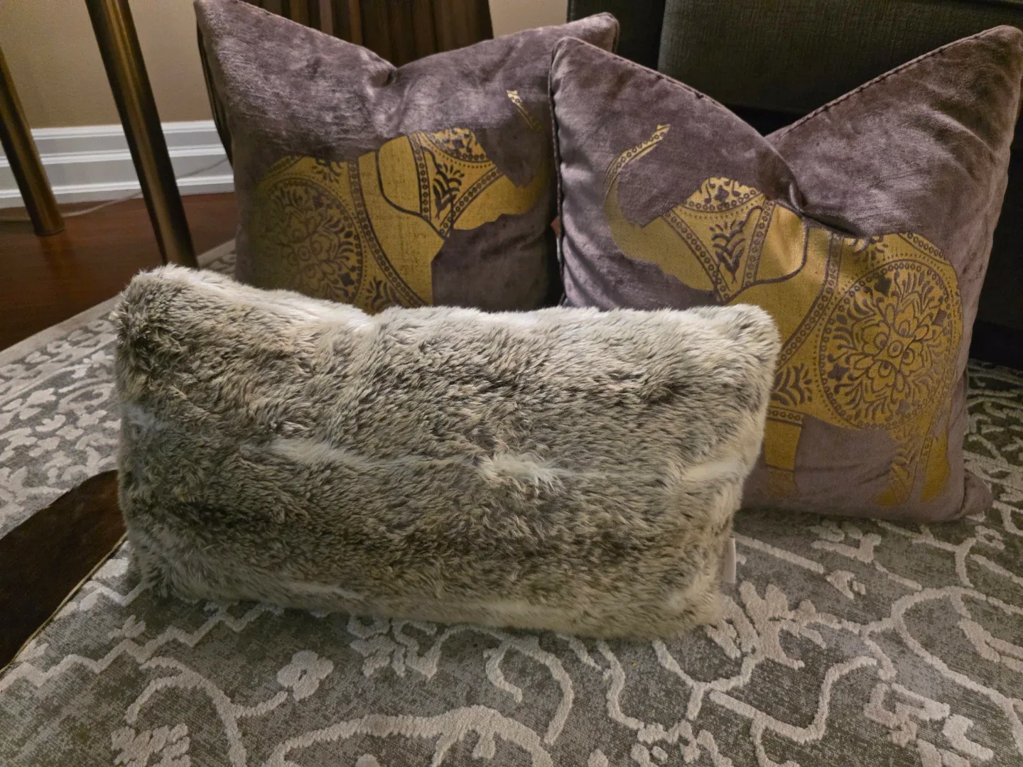 Decorative Throw Pillows
