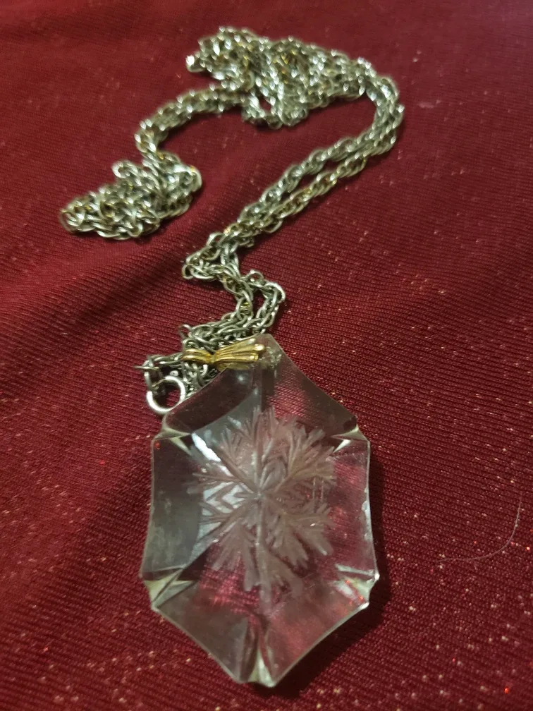 Crystal (style) Snowflake Pendant Necklace image indicator(2)
