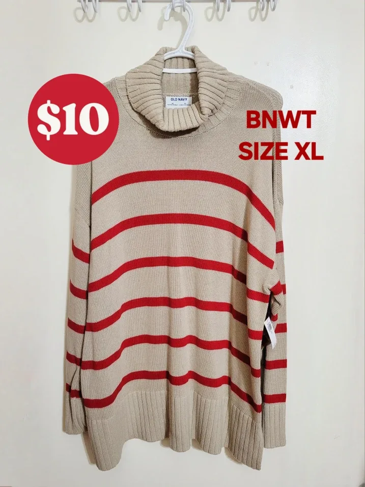 Striped Turtleneck Sweater image indicator(7)