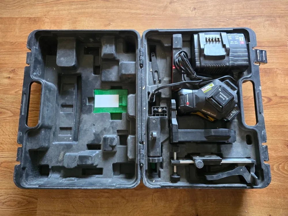 Stabila Laser LAX 400 G with Case image indicator(2)