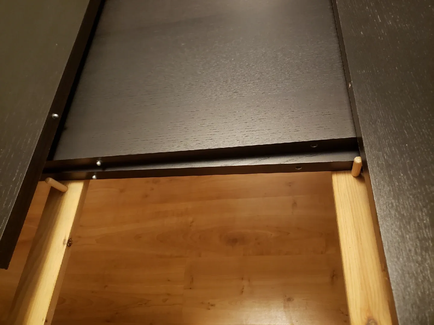 IKEA Extendable Dining Table (expands up to 8.5 feet) image indicator(3)
