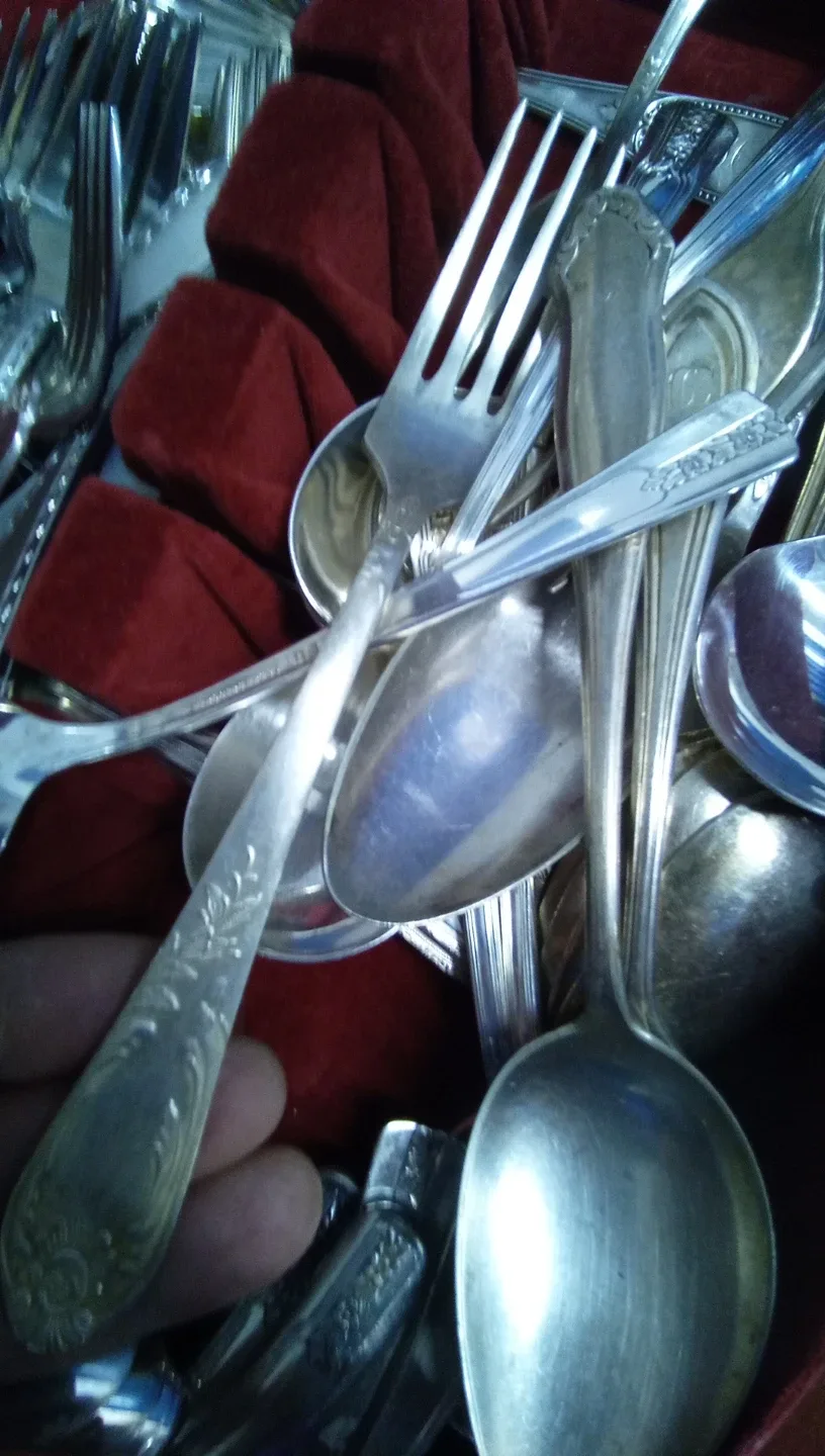 Vintage Community Plate Silverware Set image indicator(6)