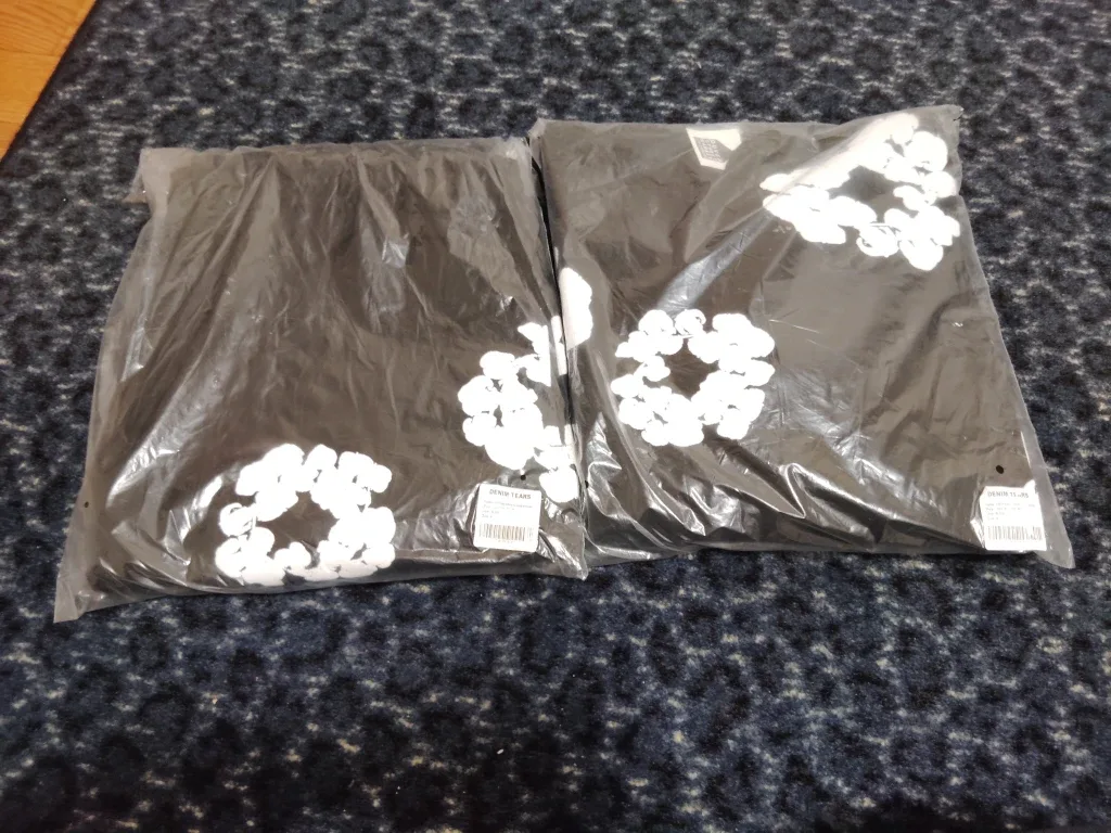 DENIM TEARS Black Cotton Wreath T-shirts