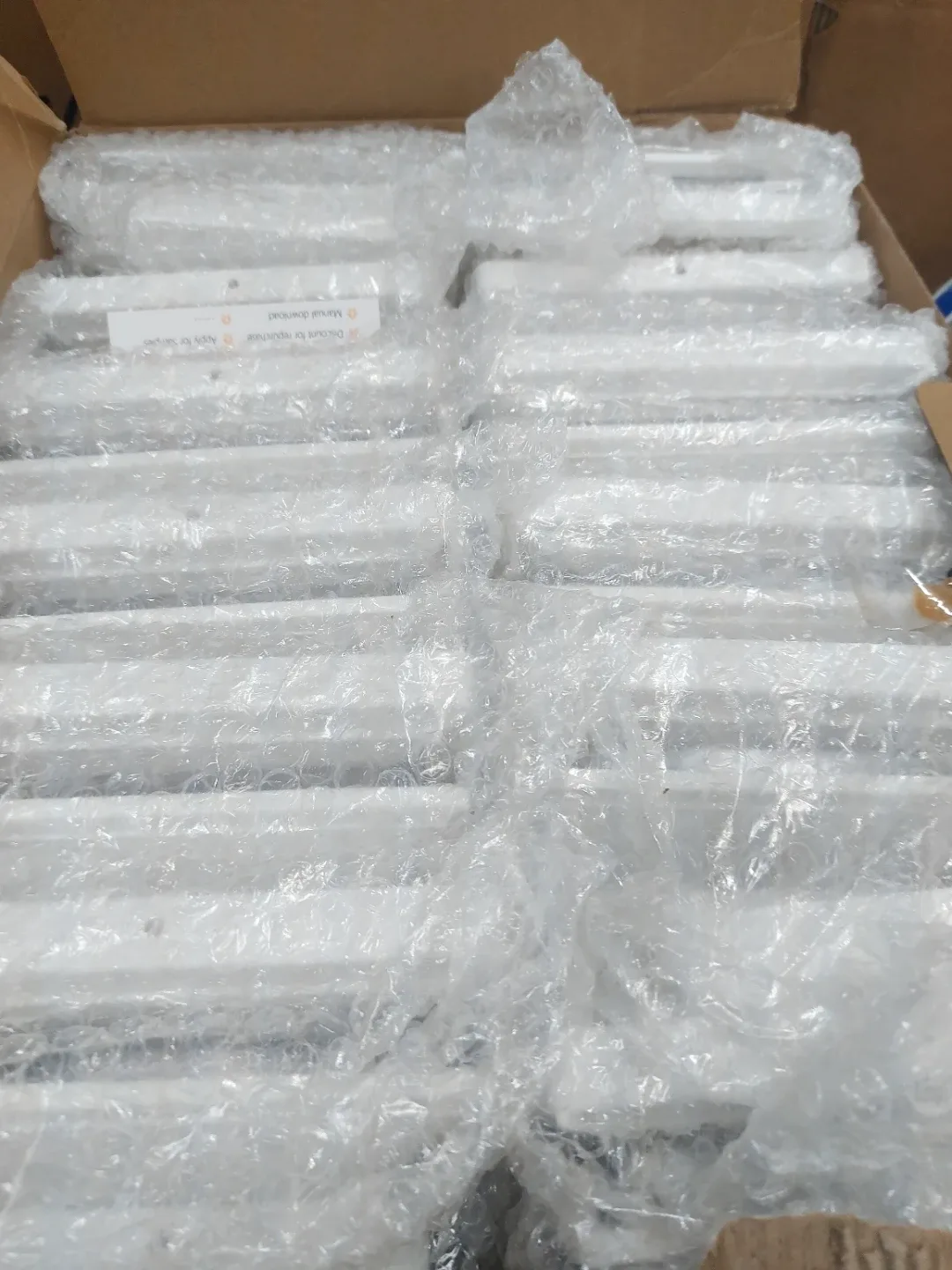 APONUO Fence Post Solar Lights - 12 Pack image indicator(5)