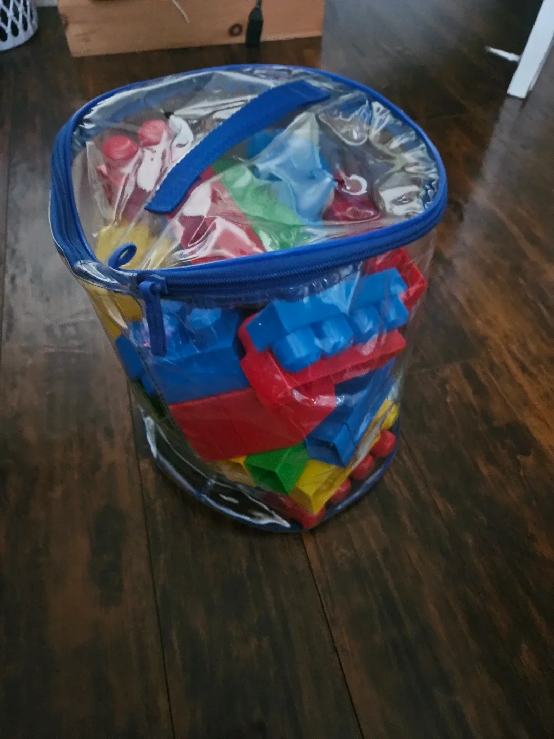 Kids building blocks(used) image indicator(4)