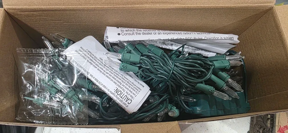 Merry Brite 8 Functions LED Tree Lights - 6.6 ft image indicator(4)