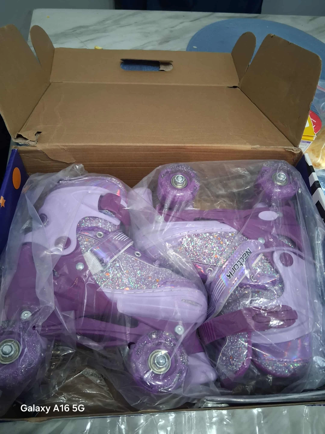Nattork Purple Glitter Roller Skates - photo 2