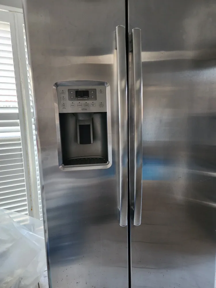 GE Profile Stainless Steel Refrigerator image indicator(2)