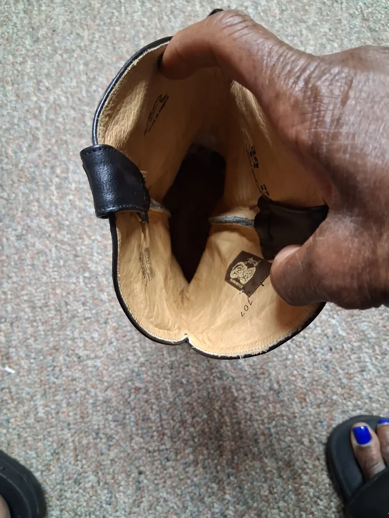 Black Cowboy Boots image indicator(6)