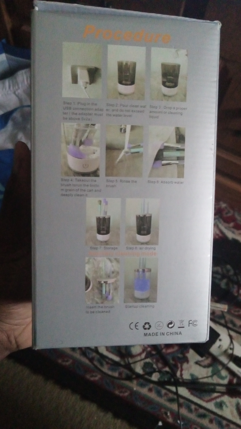 Makeup Brush Cleaner - New in Box - photo 2