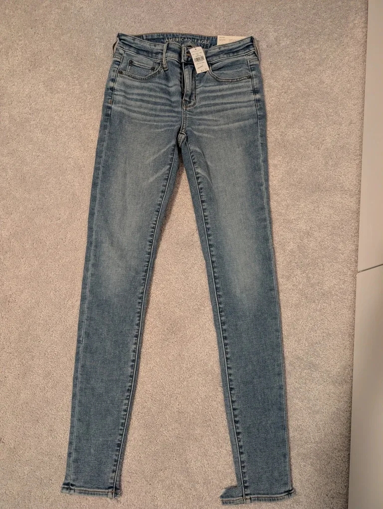 American Eagle Jeans image indicator(4)