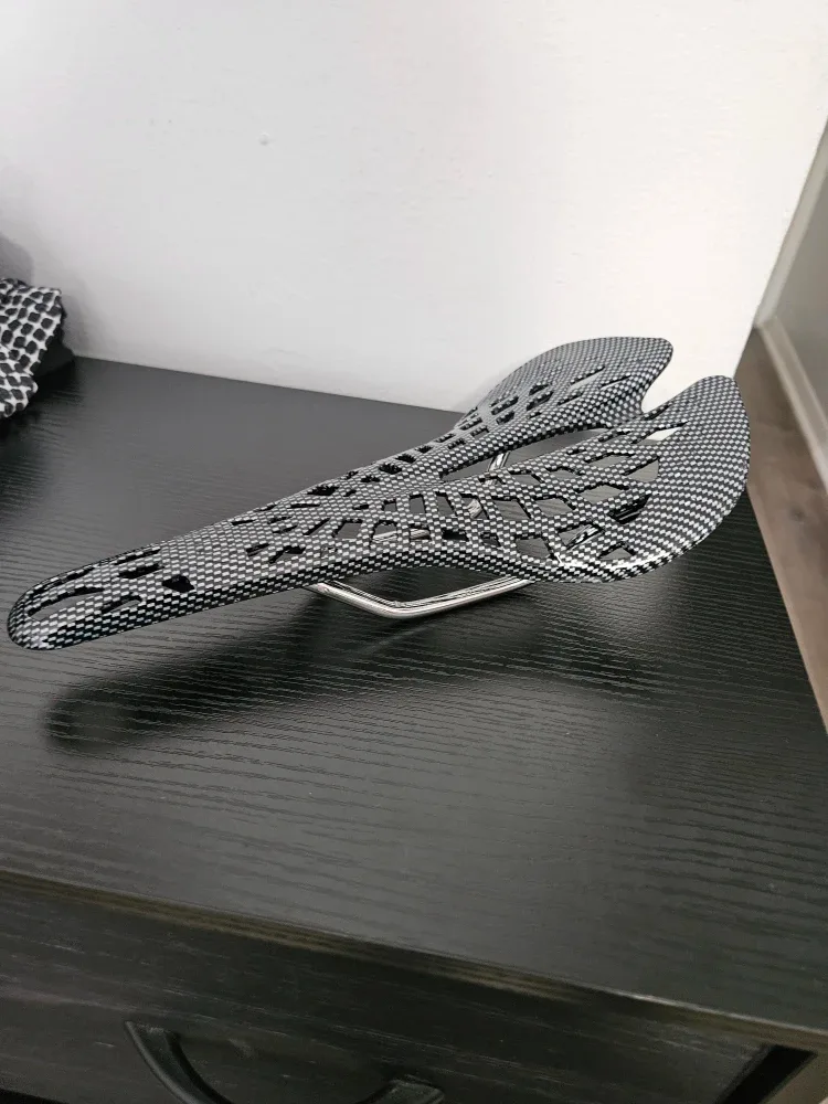 EC90 Bike Saddle - Comfortable & Lightweight image indicator(4)