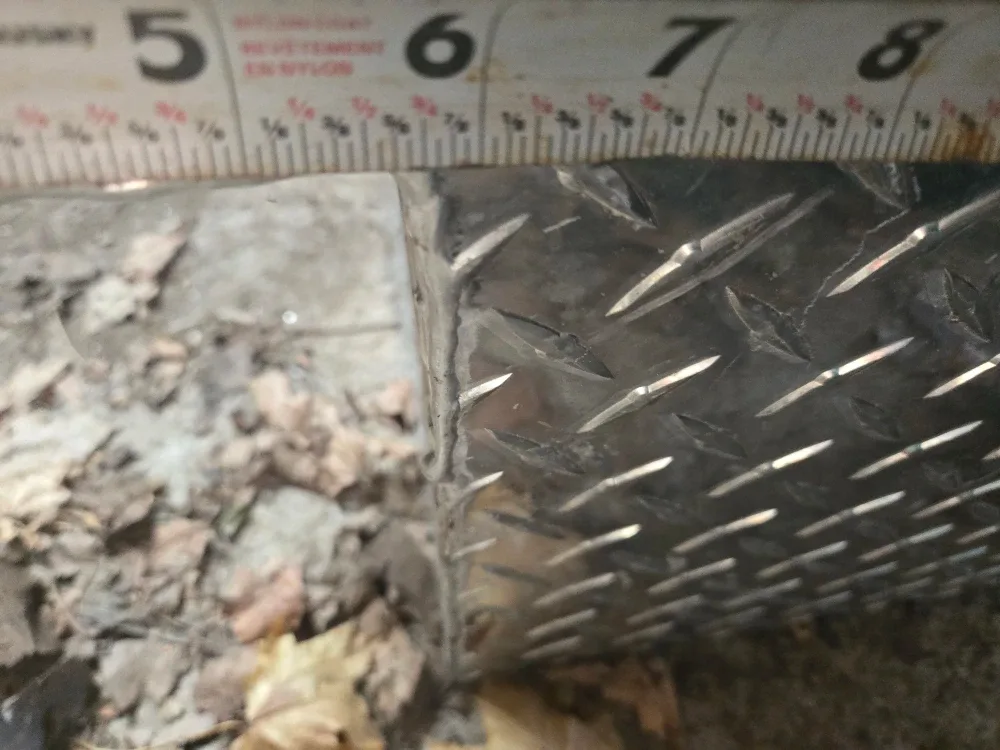 Aluminum Truck Tool Box - 72" x 16" x 6" image indicator(3)