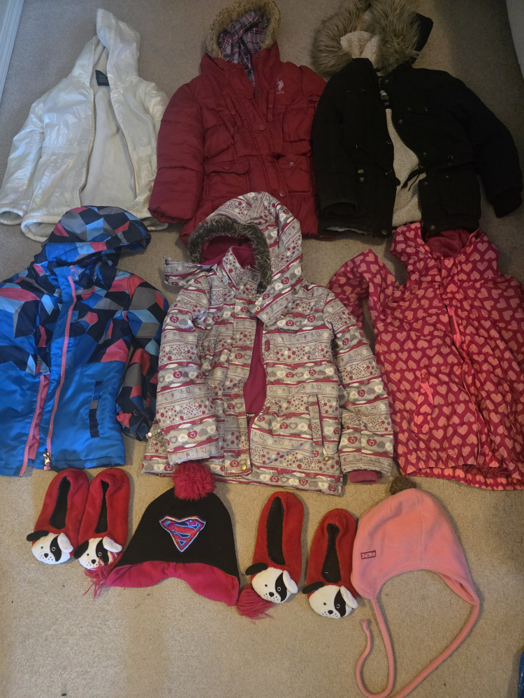 Kids Winter Coats & Hats - Assorted Sizes