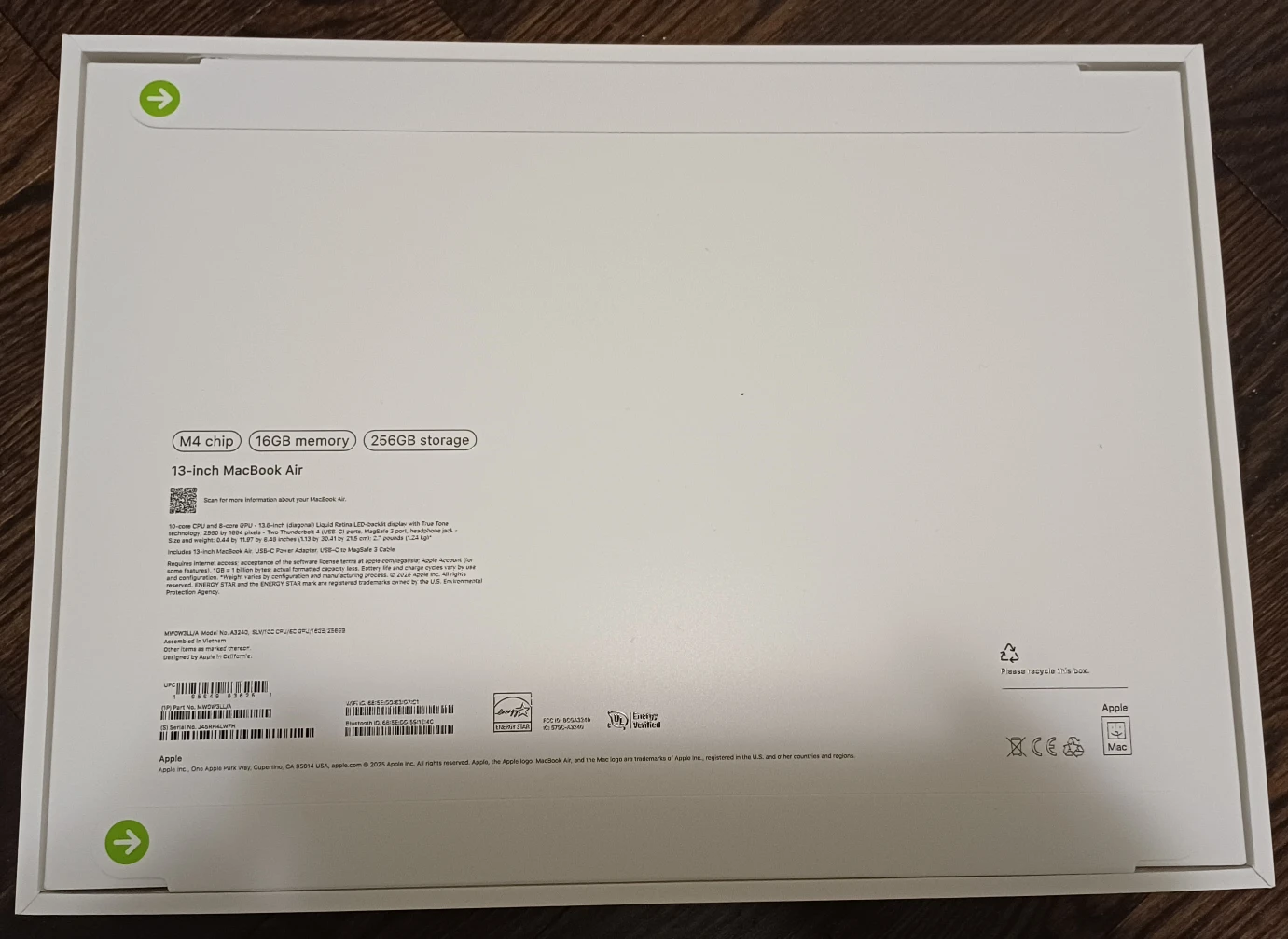 New Apple MacBook Air 13-inch M4 Chip 16GB 256GB - photo 2