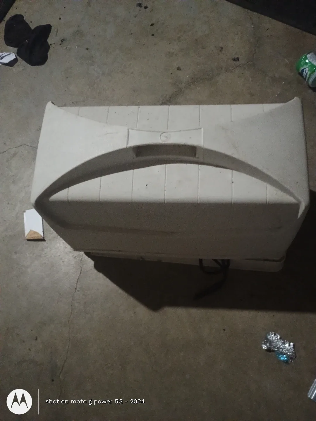 Janome Deluxe Zig Zag Sewing Machine image indicator(2)