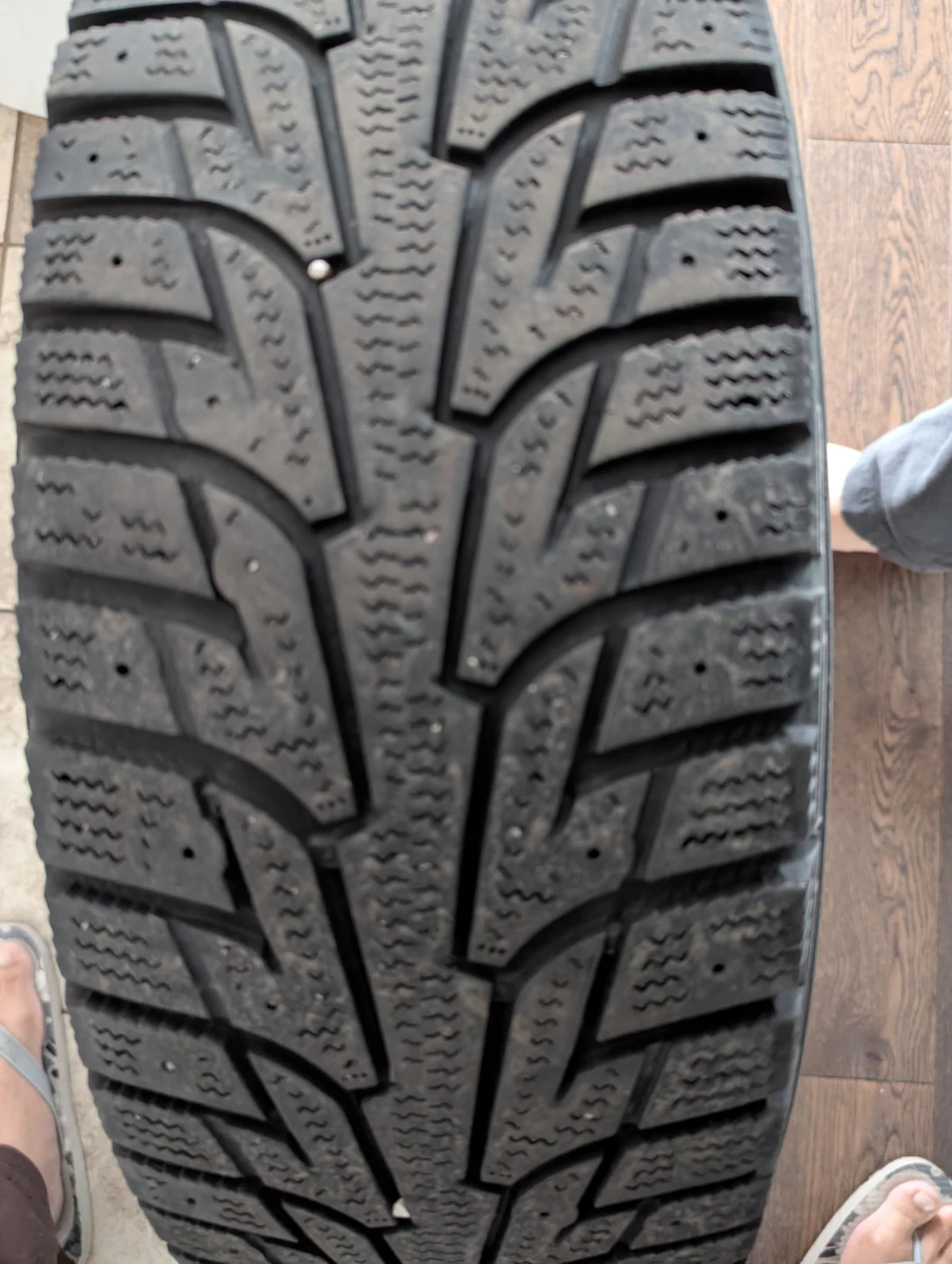 Hankook Winter i*Pike RS 185/65R15 Tire - set of 4 tires - photo 4