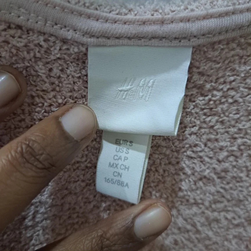 H&M Long Sleeve Crop Tops image indicator(3)