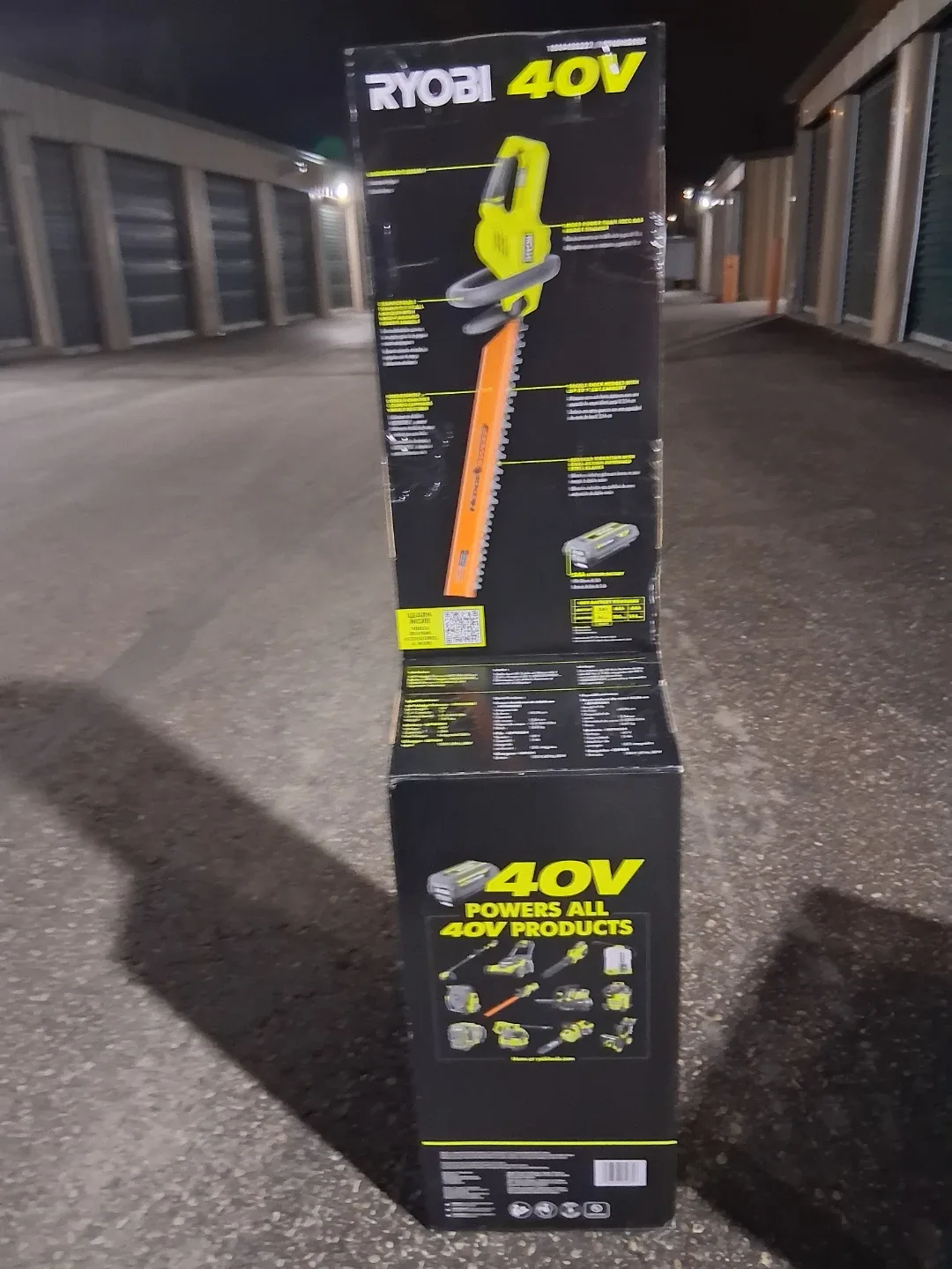 Ryobi 40V Cordless Hedge Trimmer & Chainsaw Kit