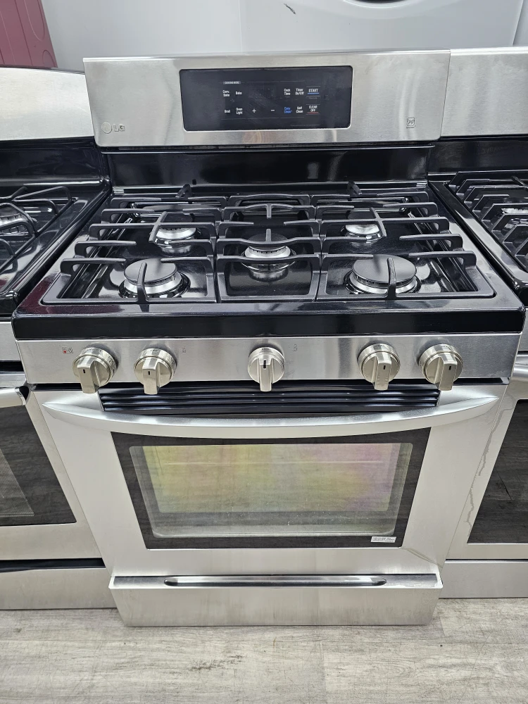 LG gas stove 30in wide standard