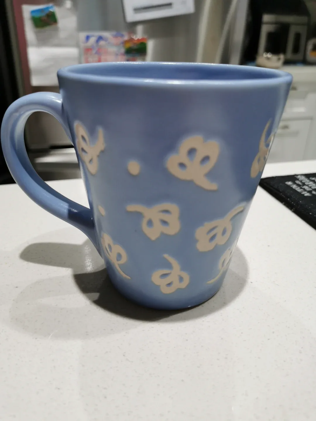 Blue Mug with Floral Design 🥕 thumbnail