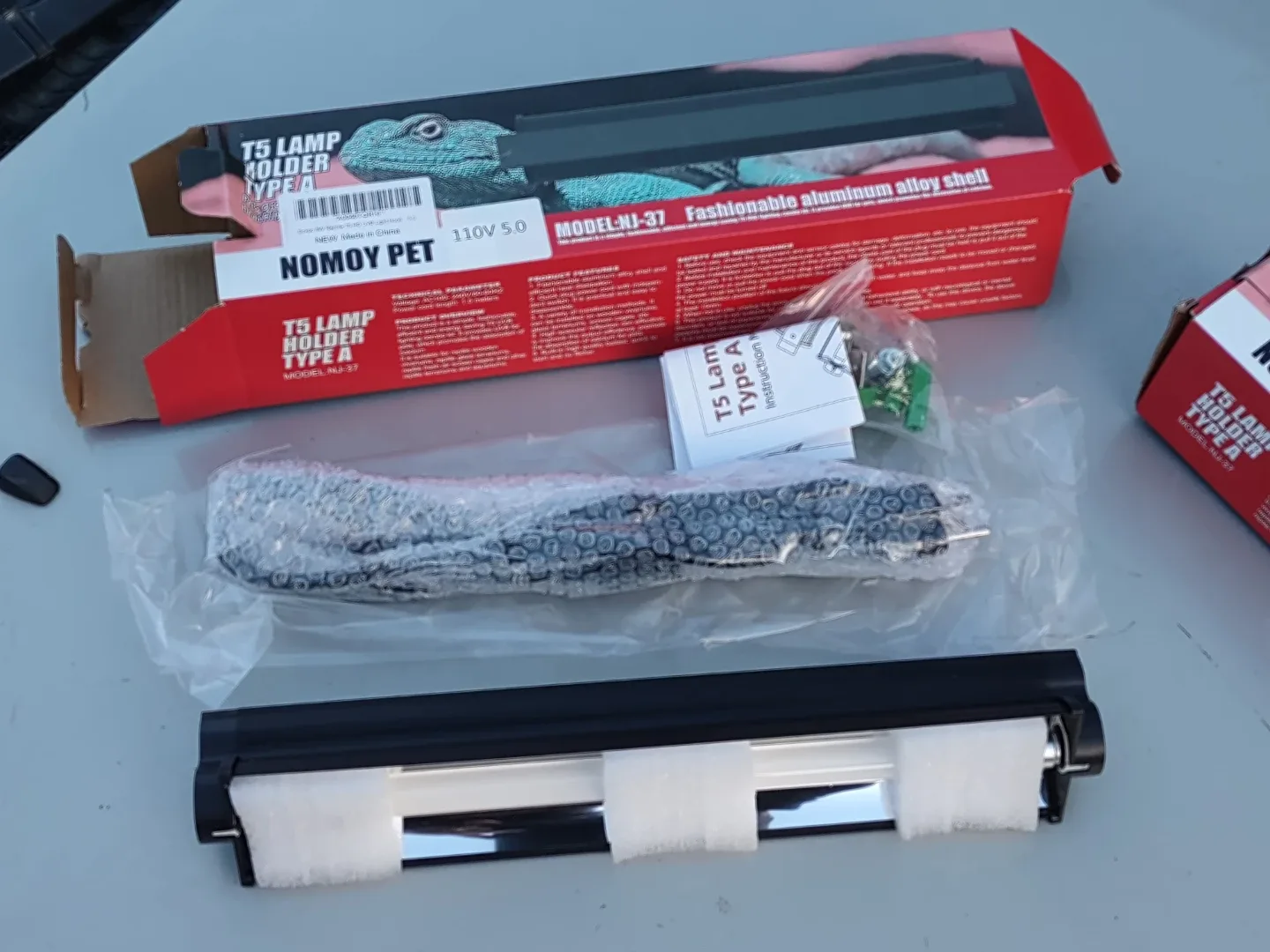 NOMOY PET T5 Lamp Holder Type A Model NJ-37 - NEW thumbnail