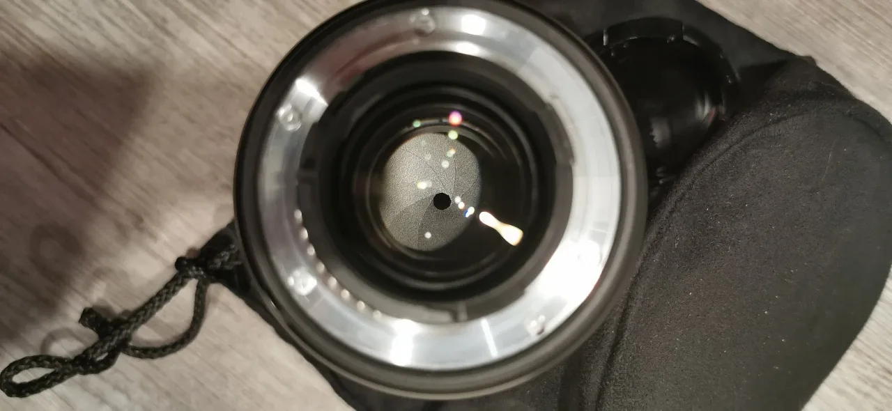 Nikkor 16-35mm f/4 ED VR mint image indicator(3)