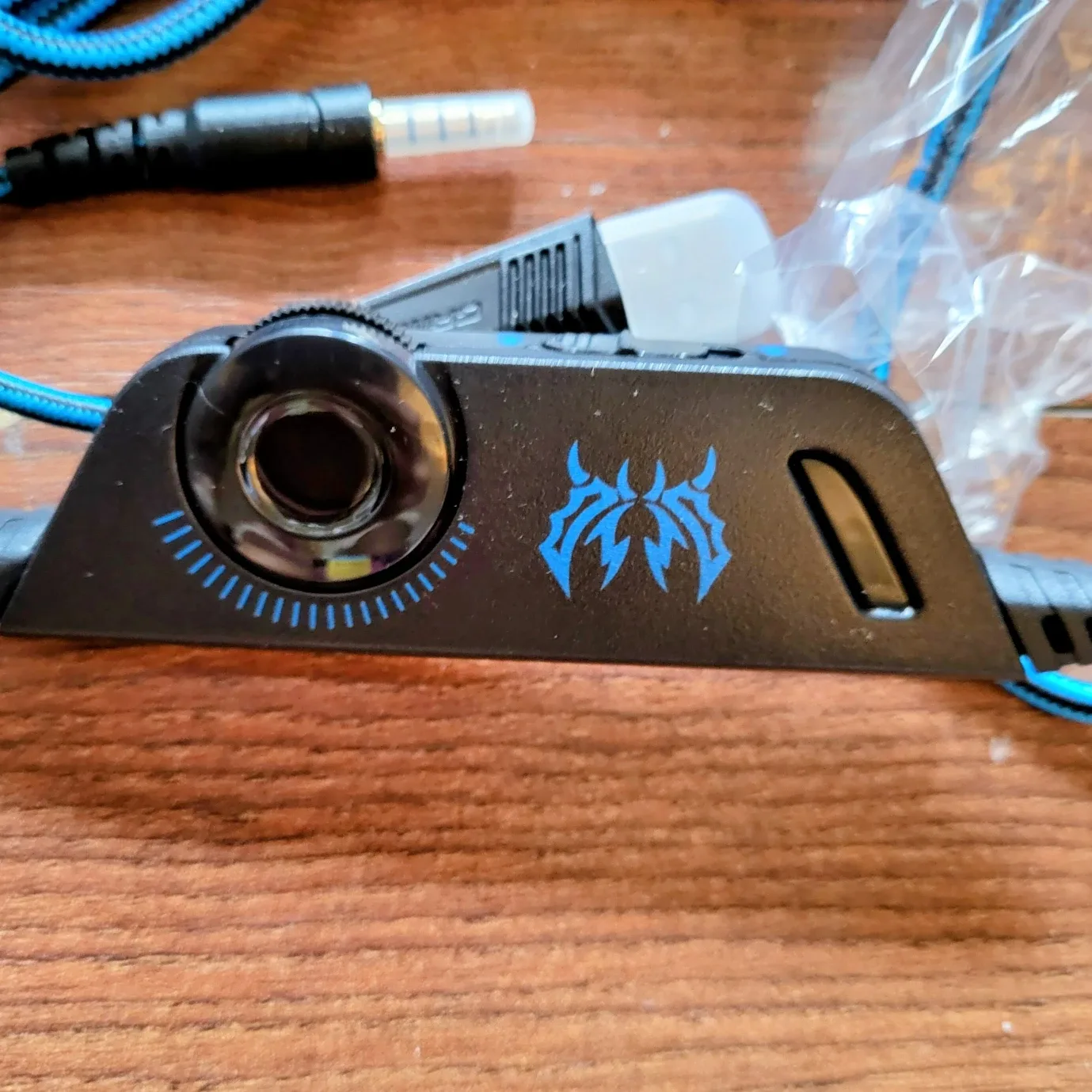 Headset and Google radio image indicator(7)