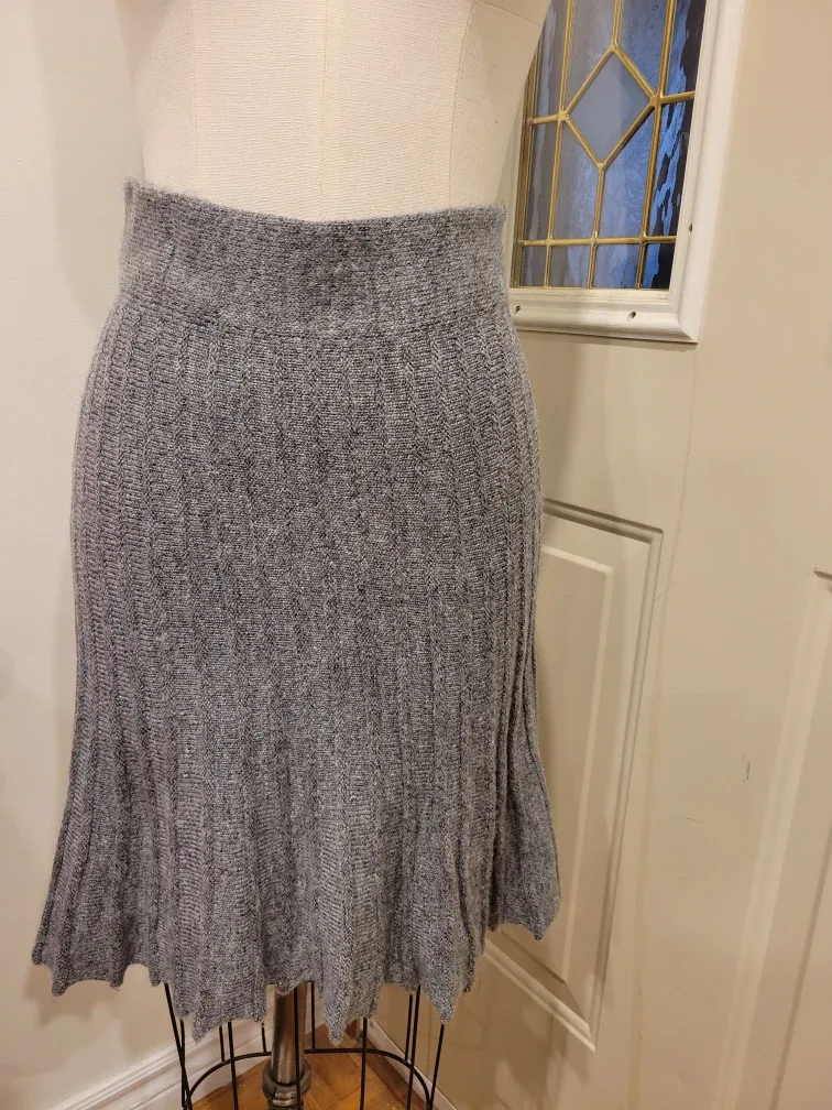 Zara med Knit Skirt