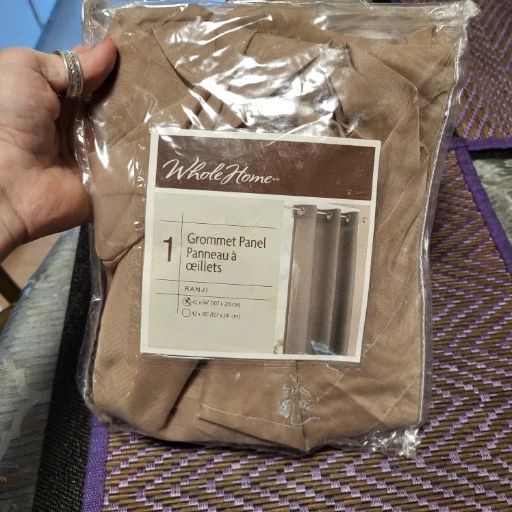 New Whole Home Grommet Panel RANJI - 42 x 84 in Retail $29.99