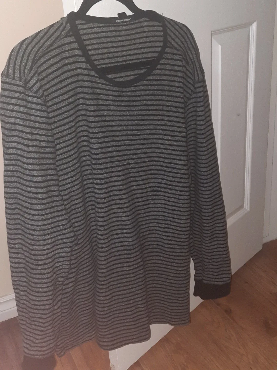 Field & Stream Long Sleeve Shirt Pick Up Only in st.albert