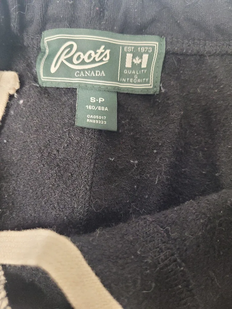 Roots Athletic Goods Black Mini Skirt(Small) image indicator(5)