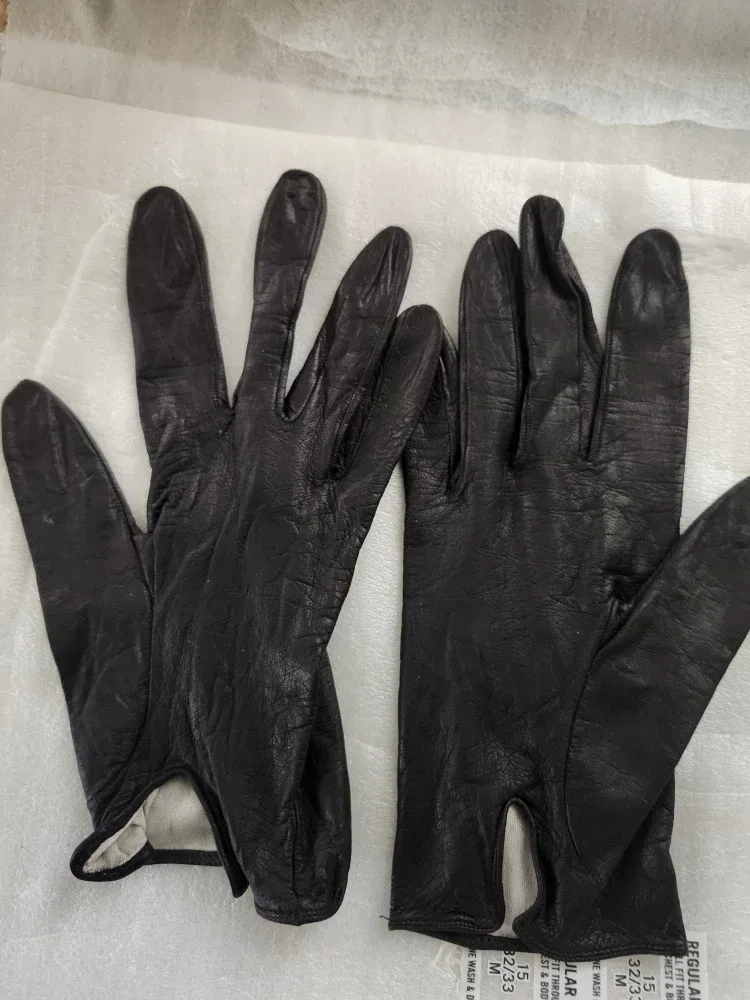 Leather Gloves - Black, Size M