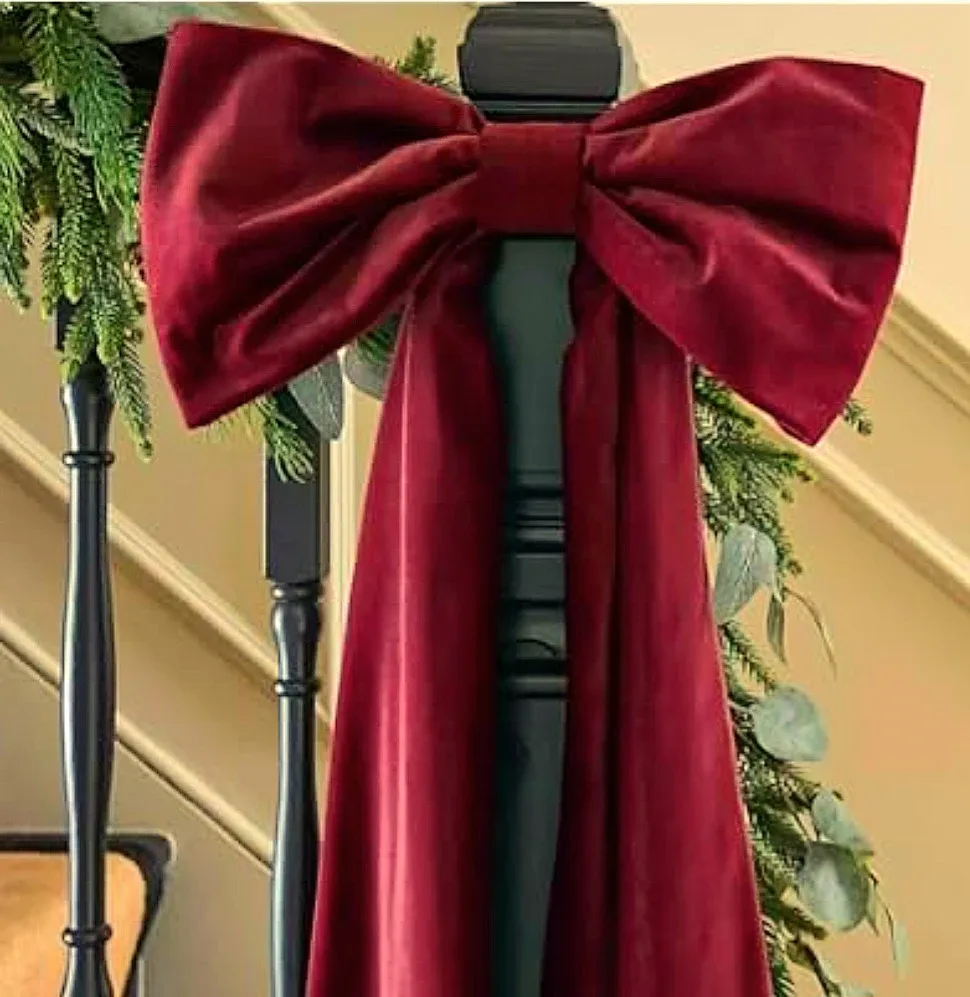 🎀Burgundy Velvet Christmas Bow 51.5" long x 7" wide🎀 image indicator(3)