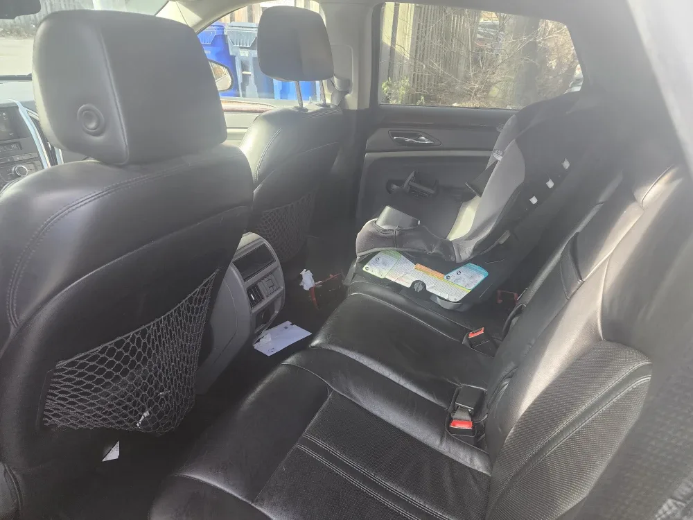 Cadillac SRX4 Silver SUV image indicator(5)